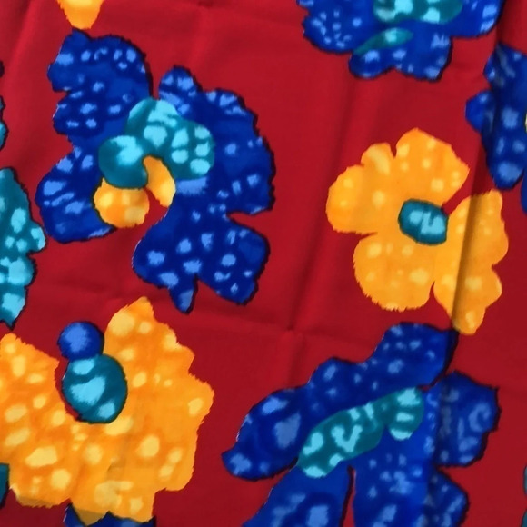Abstract Floral  Scarf - Picture 2 of 6